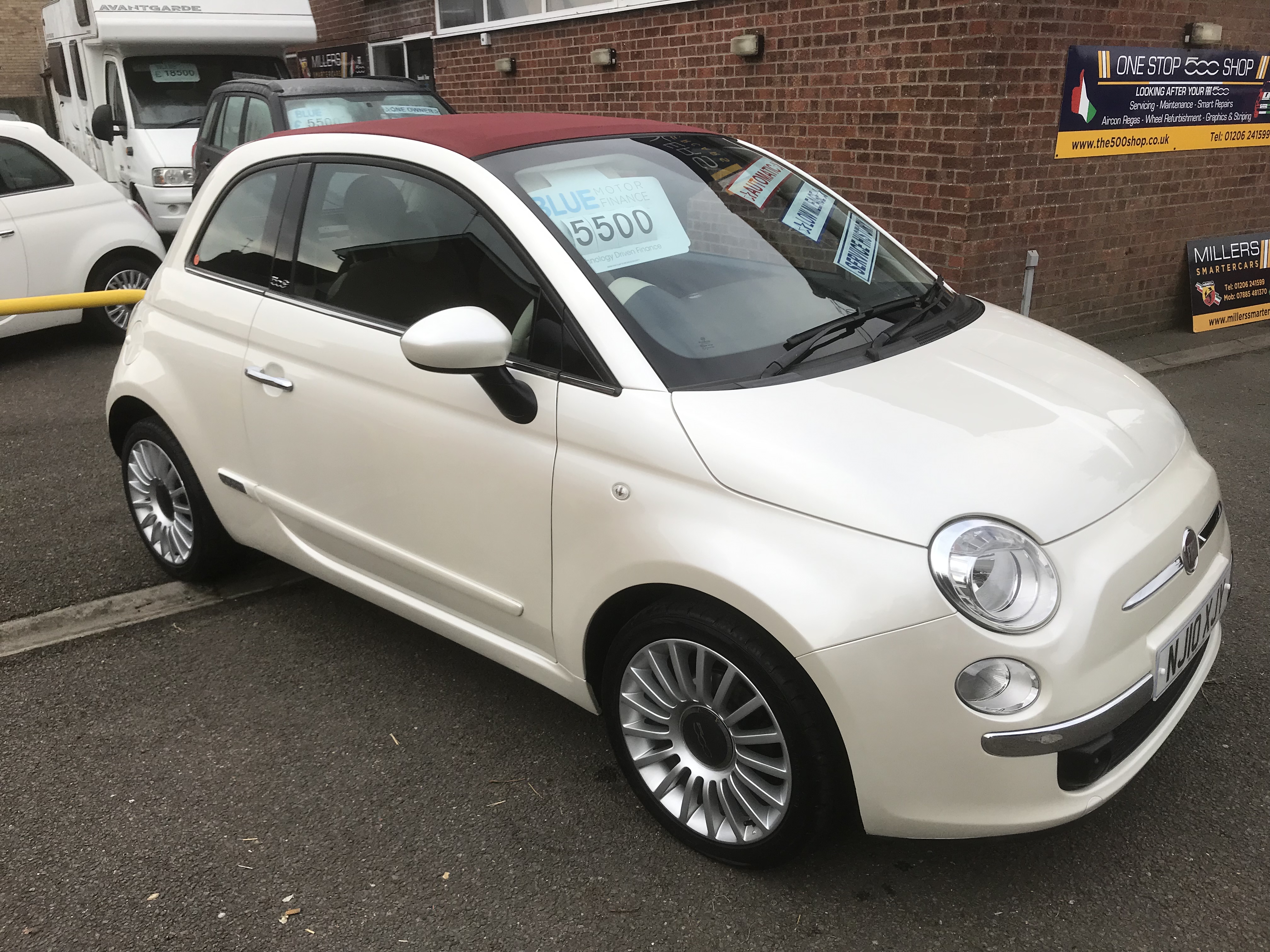 Fiat 500 Convertible Automatic Lounge Millers Smartercars